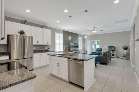 House in Kissimmee, Florida 3 bedrooms, 143.26 sq.m. № 1626255 - photo 6