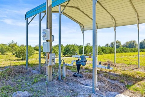 Terreno en venta en Zephyrhills, Florida № 1014739 - foto 23