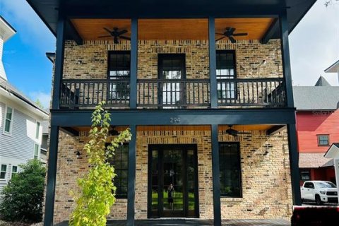 Villa ou maison à Gainesville, Floride 4 chambres, 241.27 m2 № 2342374