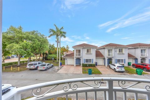 Touwnhouse à vendre à Miami, Floride: 3 chambres, 166.02 m2 № 1770501 - photo 27