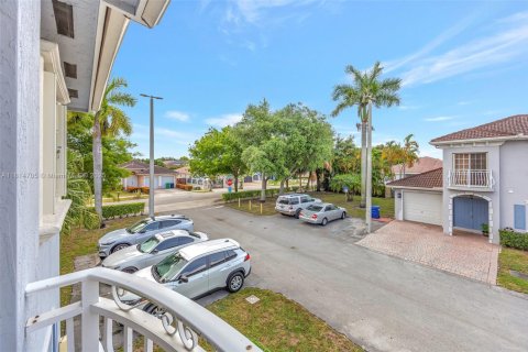 Touwnhouse à vendre à Miami, Floride: 3 chambres, 166.02 m2 № 1770501 - photo 29