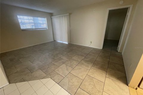 Condominio en venta en Ocala, Florida, 2 dormitorios, 77.76 m2 № 2215361 - foto 10