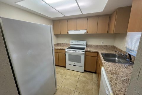 Condominio en venta en Ocala, Florida, 2 dormitorios, 77.76 m2 № 2215361 - foto 3