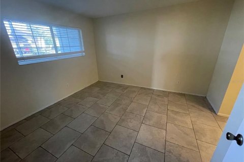Condominio en venta en Ocala, Florida, 2 dormitorios, 77.76 m2 № 2215361 - foto 6