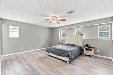 Villa ou maison à vendre à Riverview, Floride: 4 chambres, 202.62 m2 № 2323044 - photo 14