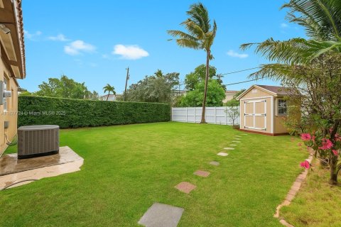 Купить виллу или дом в Майами-Бич, Флорида 2 спальни, 110.18м2, № 1977188 - фото 22