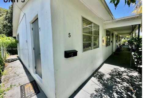 Immobilier commercial à vendre à Miami, Floride № 2089159 - photo 21