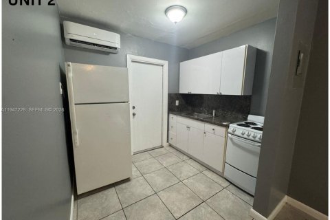 Immobilier commercial à vendre à Miami, Floride № 2089159 - photo 7