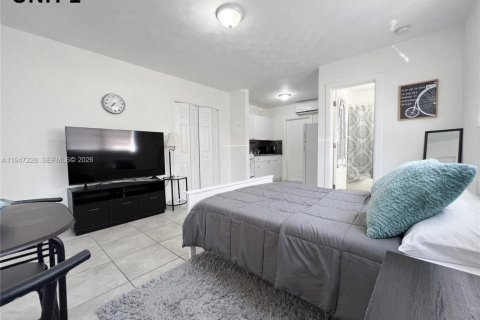 Immobilier commercial à vendre à Miami, Floride № 2089159 - photo 3