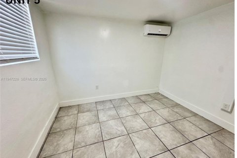 Immobilier commercial à vendre à Miami, Floride № 2089159 - photo 26