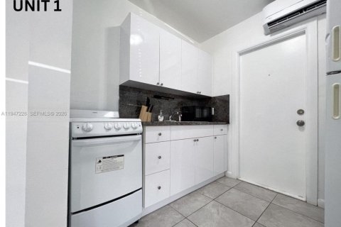 Immobilier commercial à vendre à Miami, Floride № 2089159 - photo 5