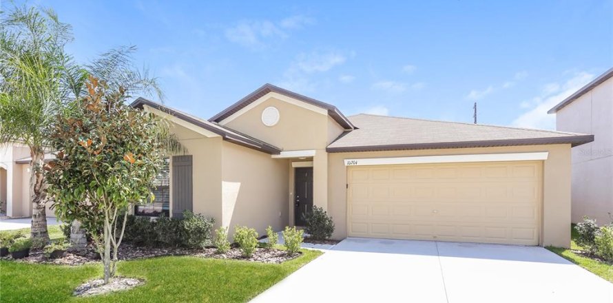 House in Wimauma, Florida 4 bedrooms, 179.86 sq.m. № 1630868