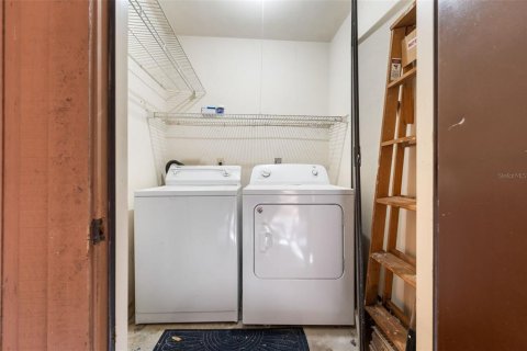 Touwnhouse à vendre à Gainesville, Floride: 2 chambres, 102.75 m2 № 1903670 - photo 23