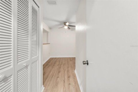 Touwnhouse à vendre à Gainesville, Floride: 2 chambres, 102.75 m2 № 1903670 - photo 19