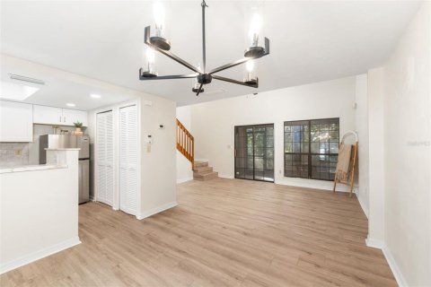 Touwnhouse à vendre à Gainesville, Floride: 2 chambres, 102.75 m2 № 1903670 - photo 8