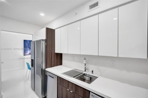 Condominio en alquiler en Hollywood, Florida, 1 dormitorio, 69.21 m2 № 2017262 - foto 20