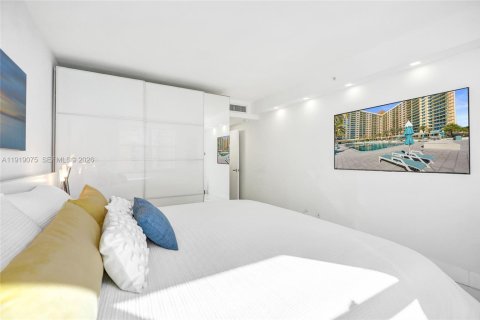 Condominio en alquiler en Hollywood, Florida, 1 dormitorio, 69.21 m2 № 2017262 - foto 28