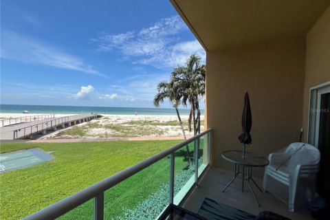 Condo in Clearwater, Florida, 3 rooms  № 2322373 - photo 10
