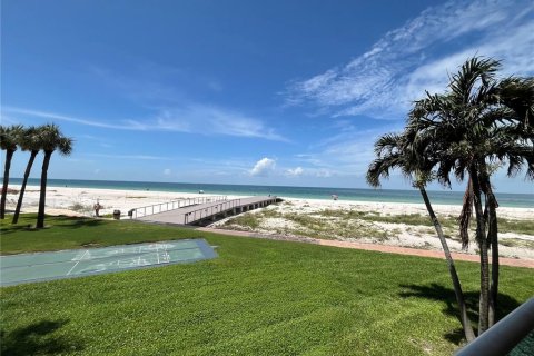 Condo in Clearwater, Florida, 3 rooms  № 2322373 - photo 8