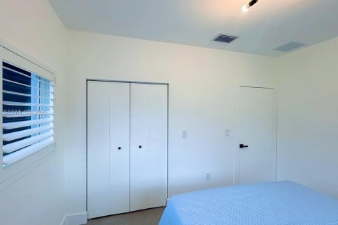 Casa en alquiler en Oakland Park, Florida, 3 dormitorios, 97.55 m2 № 1983057 - foto 9