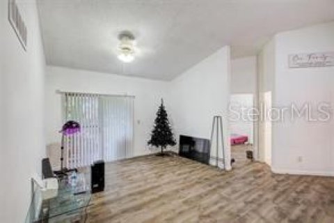 Copropriété à louer à Orlando, Floride: 3 chambres, 107.58 m2 № 2406503 - photo 2