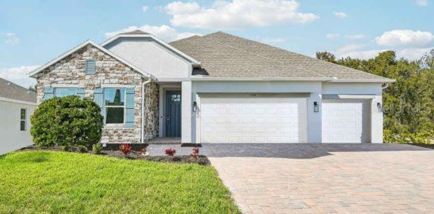 Casa en Weeki Wachee, Florida 4 dormitorios, 212.37 m2 № 2325089