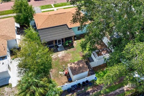 House in Gulfport, Florida 2 bedrooms, 102.56 sq.m. № 2321780 - photo 20
