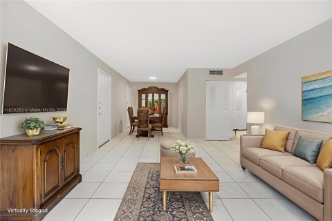 Copropriété à vendre à Miami Lakes, Floride: 2 chambres, 85.28 m2 № 1805954 - photo 3