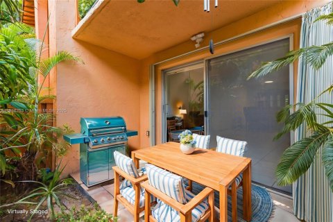 Copropriété à vendre à Miami Lakes, Floride: 2 chambres, 85.28 m2 № 1805954 - photo 12