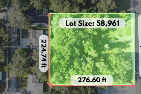 Propiedad comercial en venta en Miami Gardens, Florida № 2088680 - foto 2