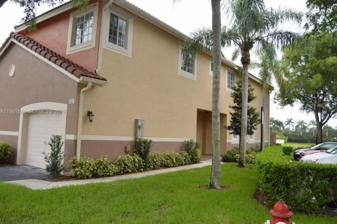 Touwnhouse à Weston, Floride 4 chambres, 160.54 m2 № 2024649