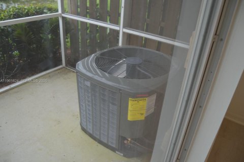 Touwnhouse à louer à Weston, Floride: 4 chambres, 160.54 m2 № 2024649 - photo 19