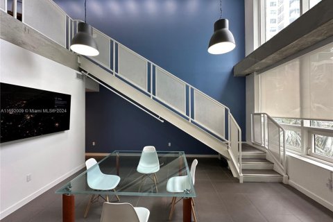 Studio à Condo à Miami, Floride  № 2061485