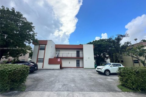 Copropriété à louer à Miami, Floride: 2 chambres, 84.08 m2 № 1930630 - photo 13
