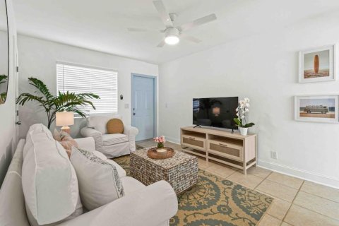 Appartement à West Palm Beach, Floride 2 chambres, 66.43 m2 № 2271425