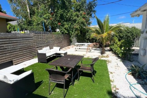Appartement à louer à West Palm Beach, Floride: 2 chambres, 66.43 m2 № 2271425 - photo 10