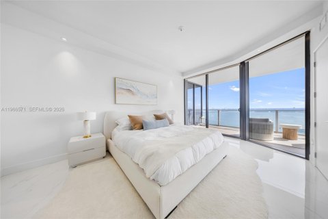 Condo in Miami, Florida, 4 bedrooms  № 2033583 - photo 30