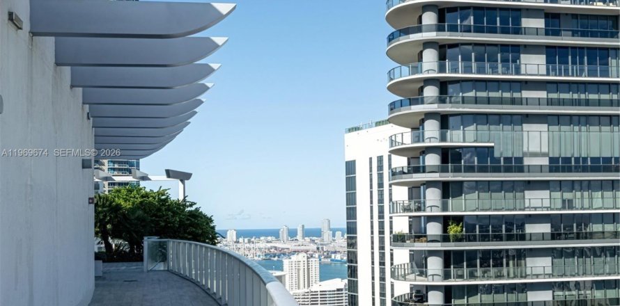 Condo à Miami, Floride, 1 chambre  № 2030453