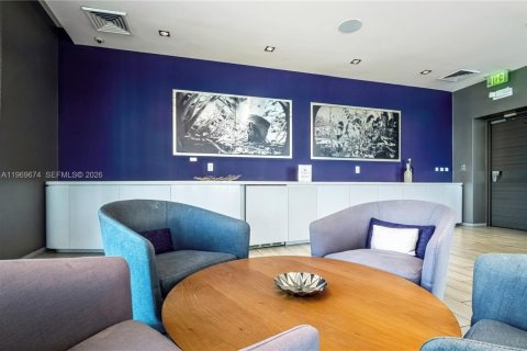 Copropriété à vendre à Miami, Floride: 1 chambre, 75.44 m2 № 2030453 - photo 28