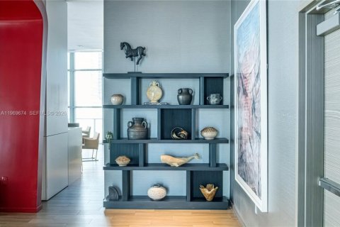 Copropriété à vendre à Miami, Floride: 1 chambre, 75.44 m2 № 2030453 - photo 25