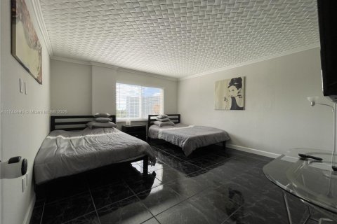 Condo in Sunny Isles Beach, Florida, 1 bedroom  № 1860243 - photo 20