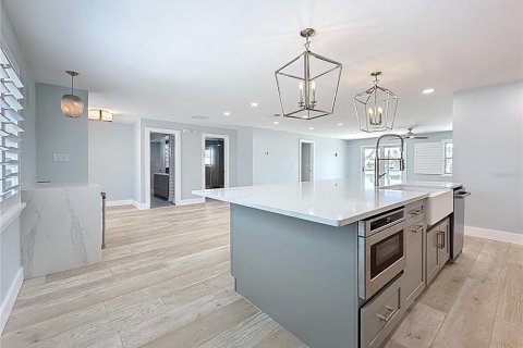 Casa en venta en Saint Pete Beach, Florida, 4 dormitorios, 173.45 m2 № 1204681 - foto 16