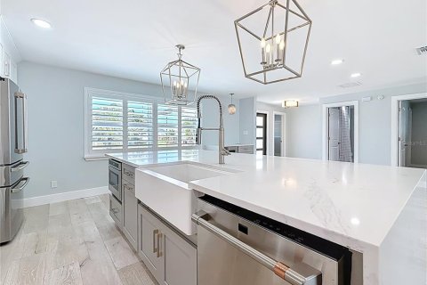 Casa en venta en Saint Pete Beach, Florida, 4 dormitorios, 173.45 m2 № 1204681 - foto 19