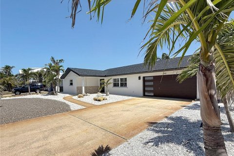 Casa en venta en Saint Pete Beach, Florida, 4 dormitorios, 173.45 m2 № 1204681 - foto 8