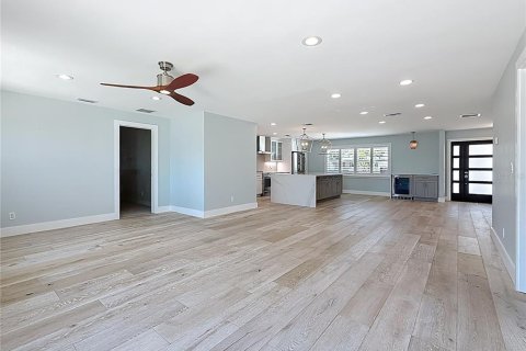 Casa en venta en Saint Pete Beach, Florida, 4 dormitorios, 173.45 m2 № 1204681 - foto 27