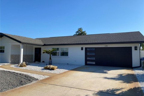 Casa en Saint Pete Beach, Florida 4 dormitorios, 173.45 m2 № 1204681