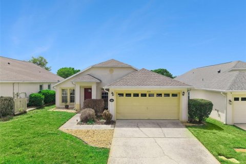 House in Davenport, Florida 4 bedrooms, 157.93 sq.m. № 2141807