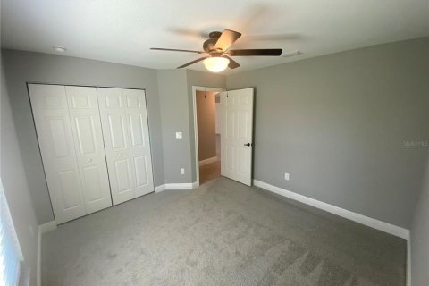 House in Summerfield, Florida 3 bedrooms, 140.38 sq.m. № 1765298 - photo 12