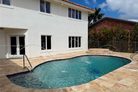 House in Fort Lauderdale, Florida 4 bedrooms, 326.64 sq.m. № 1945657 - photo 8