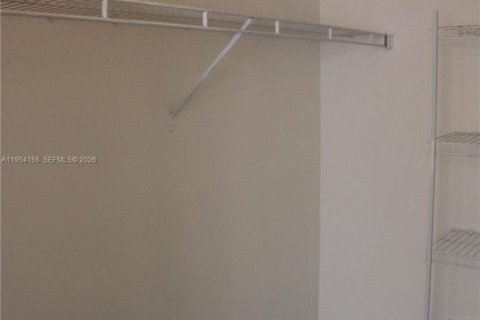 Condo in Miramar, Florida, 3 bedrooms № 2153713 - photo 12